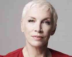 WHO IS ANNIE LENNOX BIOGRAPHY AGE WORK LOVES CURIOSITIES